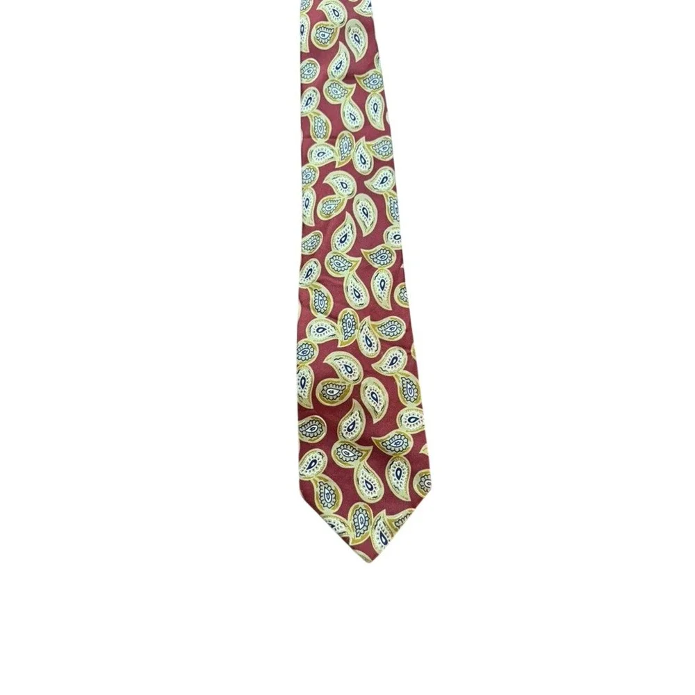 Fendi Cravatte Burgundy Paisley Silk Tie Made in Italy Classic Wide Necktie Work